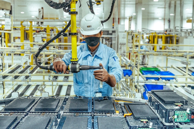 VinES hợp tác Li-Cycle tái chế pin dài hạn