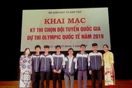 2 học sinh trường THPT chuyên Phan Bội Châu lọt vào đội tuyển Olympic châu Á môn Tin học