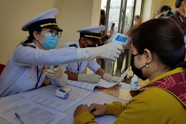 Cách ly nam thanh niên về từ Nhật Bản có biểu hiện ho, sốt