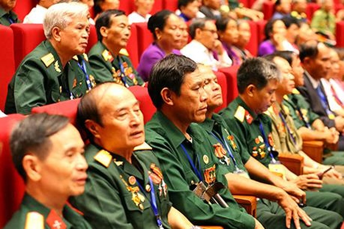 Từ ngày 15/2, miễn tiền sử dụng đất cho người có công