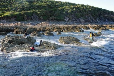 Các nhà hoạt động Đài Loan gây quỹ xây đền trên đảo Điếu Ngư/Senkaku 