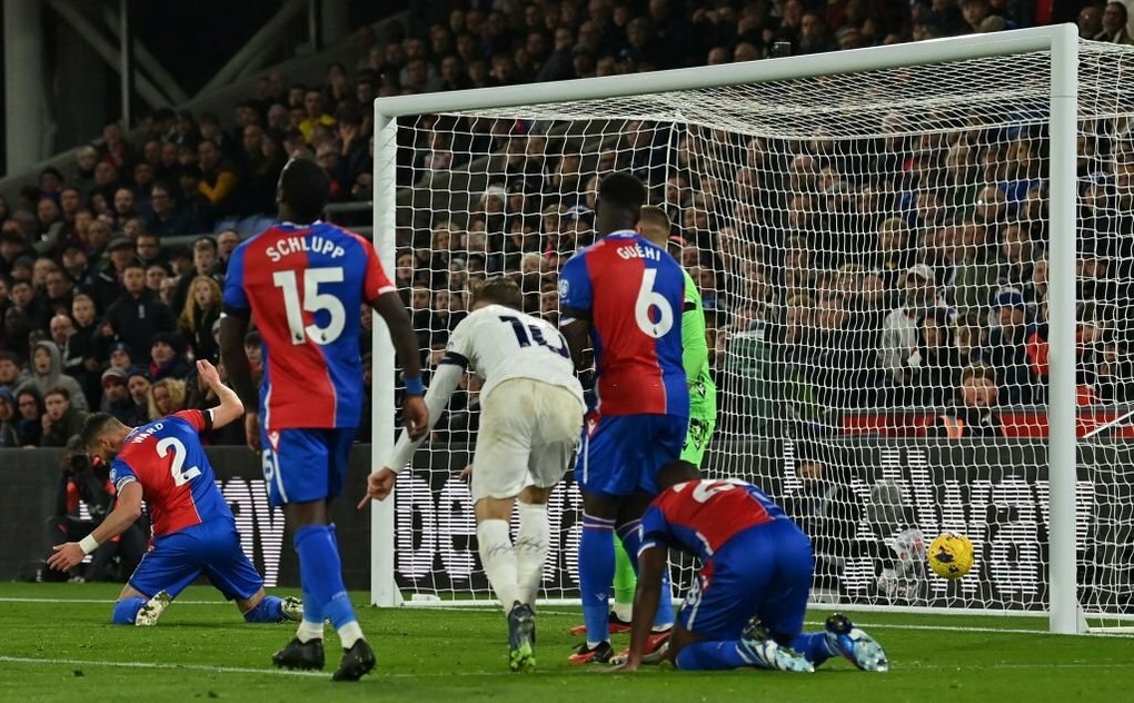 Tottenham thổi lửa cho đại chiến Man Utd - Man City - 2 Tottenham thổi lửa cho đại chiến Man Utd - Man City - 2