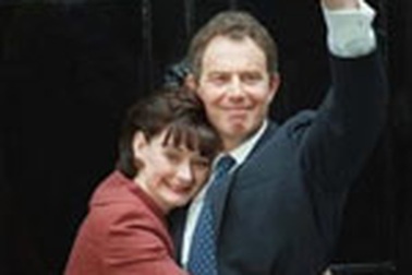 Tony Blair giữ kỷ lục về hôn nhân bền vững