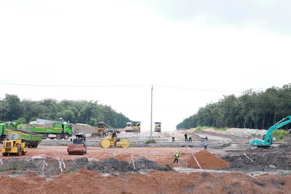 Lãnh đạo TPHCM thúc tiến độ cao tốc TPHCM - Chơn Thành - 3
