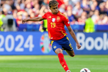 Tiết lộ bất ngờ về thần đồng 16 tuổi vừa lập kỷ lục ở Euro 2024