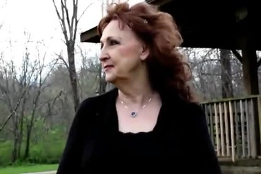 Cuộc sống của người chồng kém vợ 54 tuổi