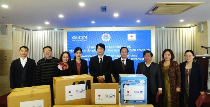 Tổng Lãnh sự quán Nhật Bản tại Đà Nẵng và Tổ chức Di cư Quốc tế (IOM) đã trao tặng các vật tư, trang thiết bị vệ sinh - y tế thiết yếu cho Quảng Trị