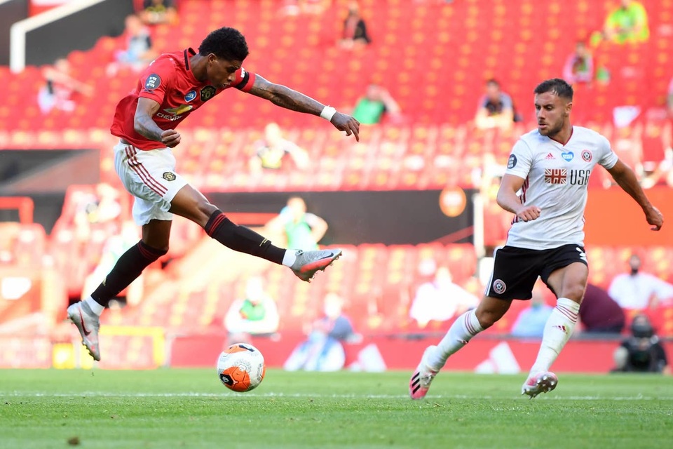 Nhìn lại trận đấu Man Utd đè bẹp Sheffield United - 11 Nhìn lại trận đấu Man Utd đè bẹp Sheffield United - 11