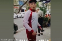 Mâu thuẫn chỗ đỗ ô tô ở Hà Nội, người đàn ông thách gọi lãnh đạo quận