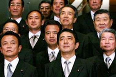 Tân thủ tướng Nhật công bố nội các mới