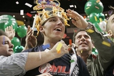 Chùm ảnh: Xem "Vua" cánh gà trình diễn