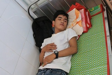 Dân tố công an phường đánh thanh niên 17 tuổi nhập viện