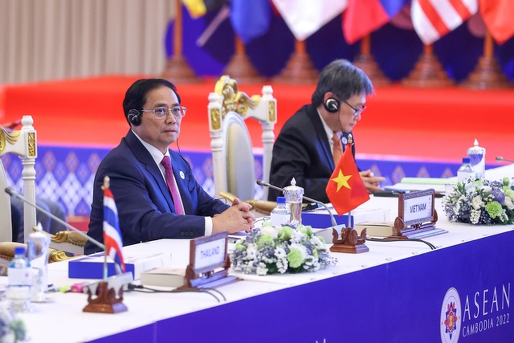 Thủ tướng dự Hội nghị Cấp cao ASEAN với các đối tác Trung Quốc, Hàn Quốc, LHQ - 4 Thủ tướng dự Hội nghị Cấp cao ASEAN với các đối tác Trung Quốc, Hàn Quốc, LHQ - 4
