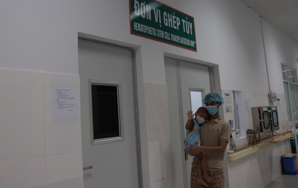 Bé gái 3 tuổi chiến thắng ung thư sau khi ghép tế bào gốc - 1 Bé gái 3 tuổi chiến thắng ung thư sau khi ghép tế bào gốc - 1