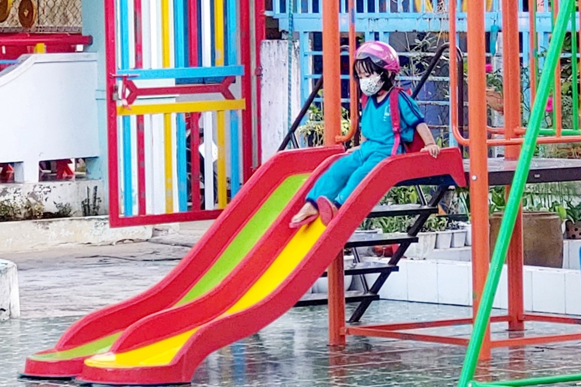 Học sinh tiểu học vui, trẻ mầm non hào hứng trở lại trường học trực tiếp - 3 Học sinh tiểu học vui, trẻ mầm non hào hứng trở lại trường học trực tiếp - 3