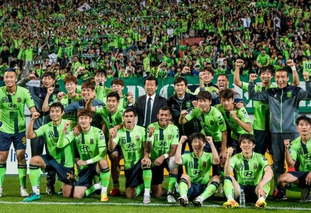 Tuyển thủ Thái Lan đi vào lịch sử khi giành chức vô địch tại Hàn Quốc - 2 Tuyển thủ Thái Lan đi vào lịch sử khi giành chức vô địch tại Hàn Quốc - 2