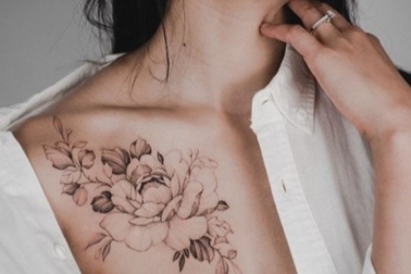 Nữ sinh THPT xăm hình: Không đuổi học, chỉ yêu cầu thực hiện đúng nội quy