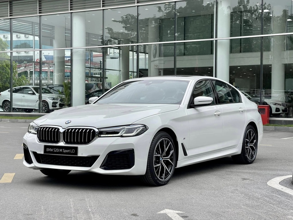 Audi, BMW và Mercedes đua khuyến mại, có xe giảm gần 600 triệu đồng - 2 Audi, BMW và Mercedes đua khuyến mại, có xe giảm gần 600 triệu đồng - 2