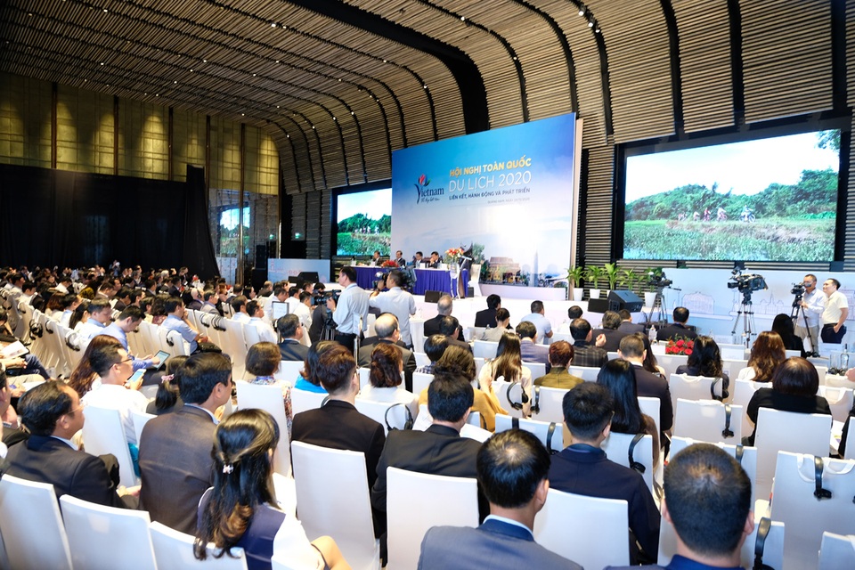 Phó Thủ tướng Vũ Đức Đam: Nắm tay nhau cùng hành động vì du lịch VN - 1