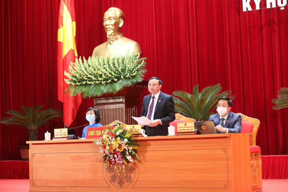 Vắc xin phòng chống Covid-19 chính là kỷ luật và đồng lòng! - 2 Vắc xin phòng chống Covid-19 chính là kỷ luật và đồng lòng! - 2
