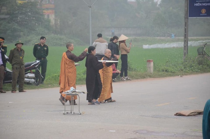 Lời khai của tài xế xe khách sau tai nạn làm 7 người chết: Sợ quá nên trốn khỏi hiện trường để về nhà riêng - Ảnh 4. Lời khai của tài xế xe khách sau tai nạn làm 7 người chết: Sợ quá nên trốn khỏi hiện trường để về nhà riêng - Ảnh 4.