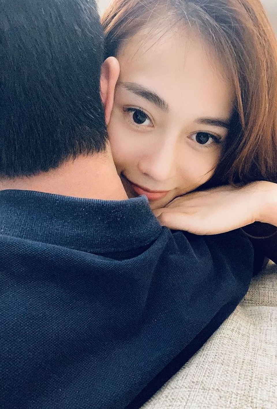 Phương Oanh: “Vừa biết tin tôi có bạn trai, bố mẹ đã tính chuyện đám cưới” - 1 Phương Oanh: “Vừa biết tin tôi có bạn trai, bố mẹ đã tính chuyện đám cưới” - 1
