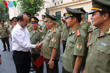 Phó Thủ tướng chúc mừng ngành Công an nhân Ngày truyền thống