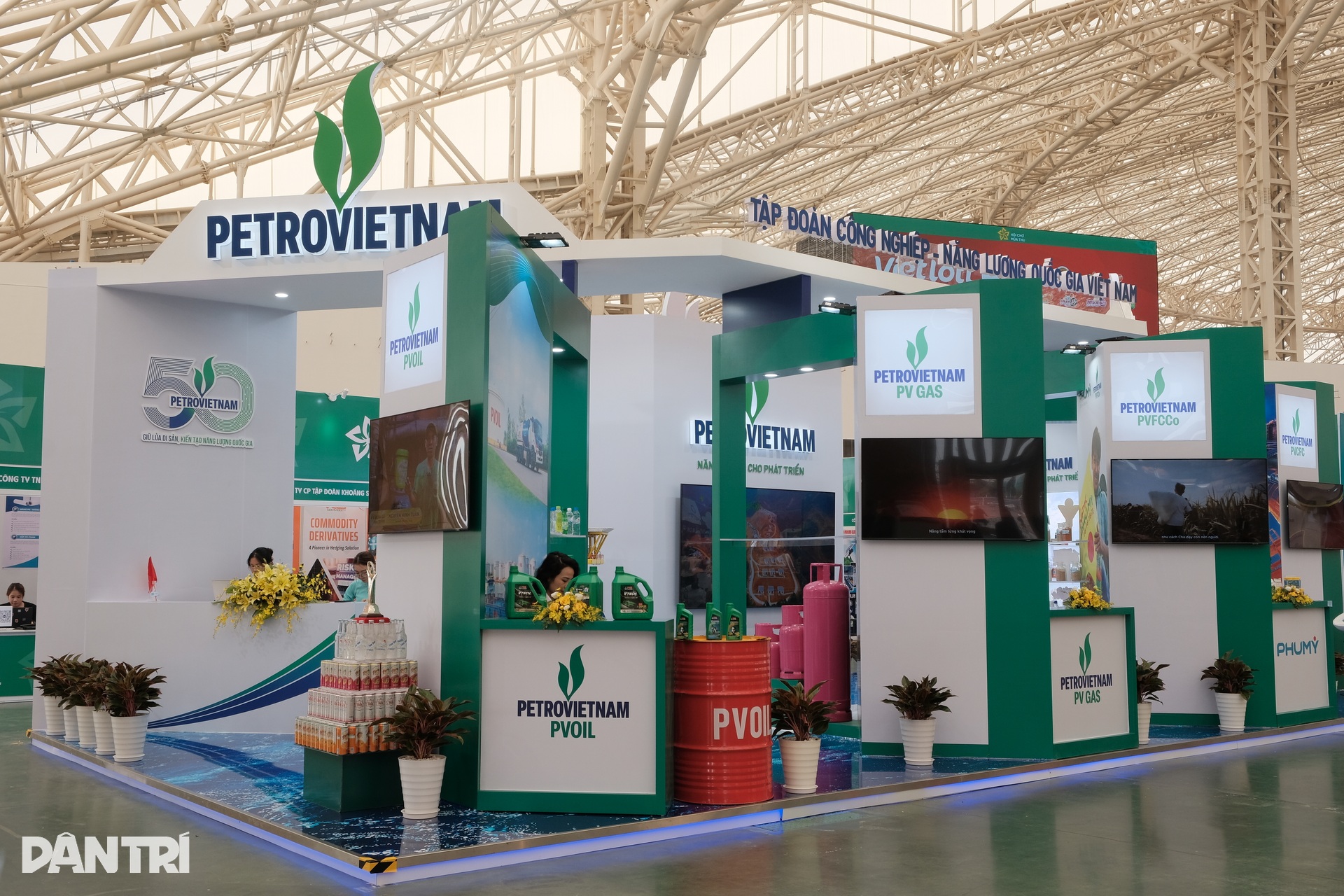 Các doanh nghiệp ông lớn mang gì đến Hội chợ Mùa Thu lần thứ nhất? - 12 Các doanh nghiệp ông lớn mang gì đến Hội chợ Mùa Thu lần thứ nhất? - 12