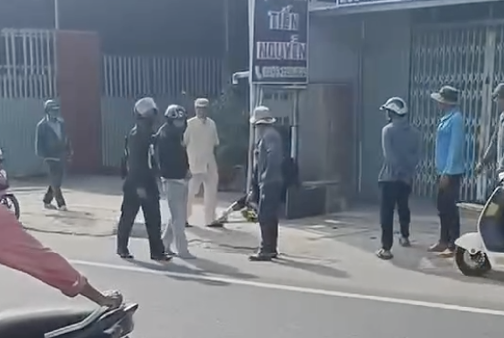 Khởi tố tài xế “thông chốt”, tông gãy chân cảnh sát giao thông ở Lâm Đồng - 1 Khởi tố tài xế “thông chốt”, tông gãy chân cảnh sát giao thông ở Lâm Đồng - 1