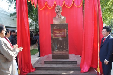 Khánh thành tượng đài Chủ tịch Hồ Chí Minh tại Sri Lanka