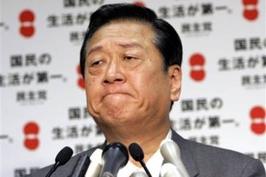 Đối thủ của Thủ tướng Nhật Aso “dính” bê bối
