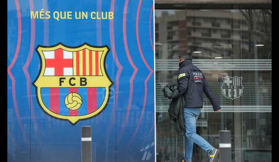 Vụ bê bối khiến cựu Chủ tịch Barcelona bị bắt như thế nào? - 4 Vụ bê bối khiến cựu Chủ tịch Barcelona bị bắt như thế nào? - 4