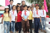 Hàng chục phòng học, cây cầu Dân trí được xây dựng trong 15 năm qua