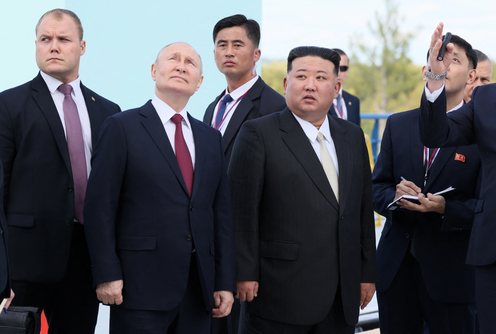 Ông Kim Jong-un: Triều Tiên coi quan hệ với Nga là ưu tiên hàng đầu - 10 Ông Kim Jong-un: Triều Tiên coi quan hệ với Nga là ưu tiên hàng đầu - 10
