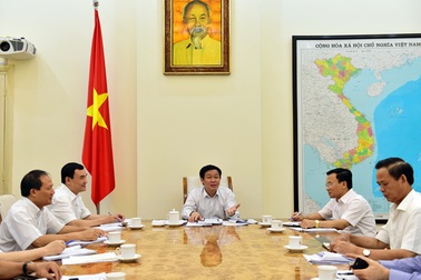 "Một vấn đề trình bày vòng vo mấy tháng trời thì rất khó làm việc"