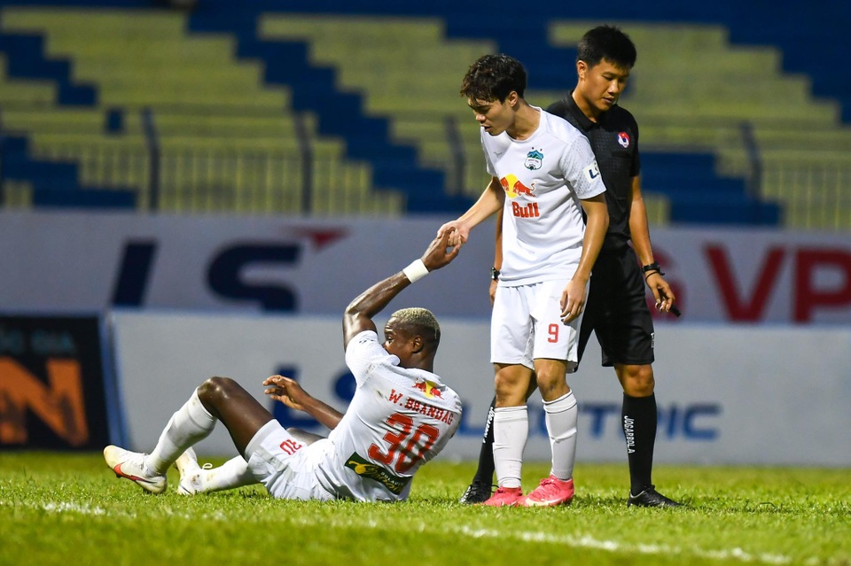 Thanh Hóa 1-2 HA Gia Lai: Dấu ấn của Công Phượng, Minh Vương - 6 Thanh Hóa 1-2 HA Gia Lai: Dấu ấn của Công Phượng, Minh Vương - 6