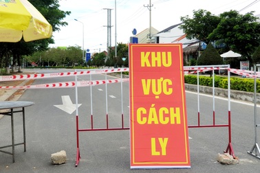 Xử phạt chủ quán cà phê cố tình mở cửa đón khách bất chấp lệnh cấm
