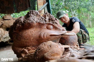 Cú "bẻ lái" tài lộc của chàng trai mê điêu khắc