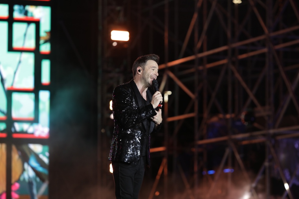 Show Westlife: Đẳng cấp sao quốc tế nhưng Ban Tổ chức nghiệp dư, tai tiếng? - 10