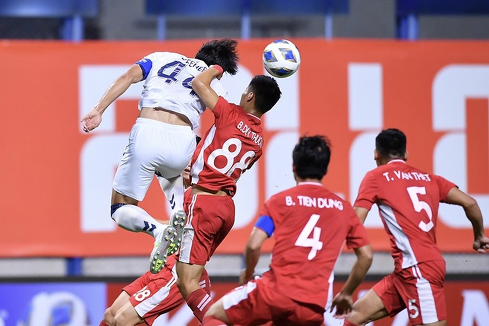 Bùi Tiến Dũng nói gì sau khi CLB Viettel thua đau đớn đội bóng Hàn Quốc? - 2 Bùi Tiến Dũng nói gì sau khi CLB Viettel thua đau đớn đội bóng Hàn Quốc? - 2