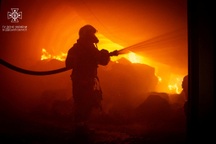 Nga điều máy bay ném bom, tập kích thành phố Ukraine đêm thứ 3 liên tiếp