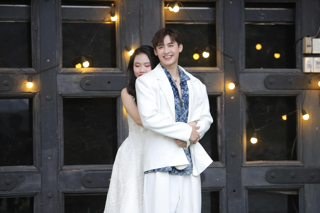Hot boy SN 2000 điển trai, từng bị từ chối lời tỏ tình là ai? - 8 Hot boy SN 2000 điển trai, từng bị từ chối lời tỏ tình là ai? - 8