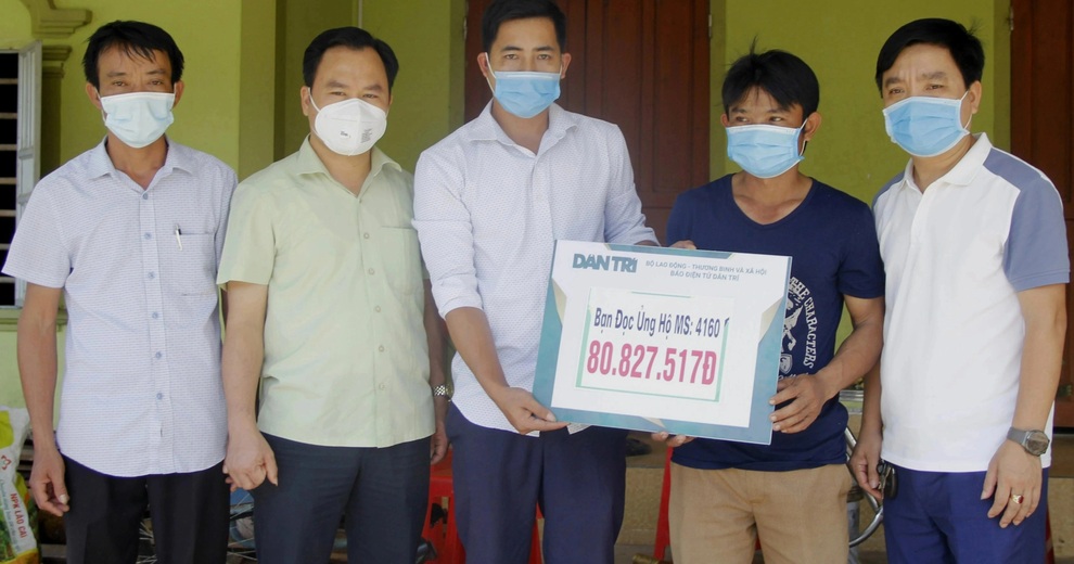 Bạn đọc giúp đỡ cậu bé bị viêm màng não hơn 80 triệu đồng - 1 Bạn đọc giúp đỡ cậu bé bị viêm màng não hơn 80 triệu đồng - 1