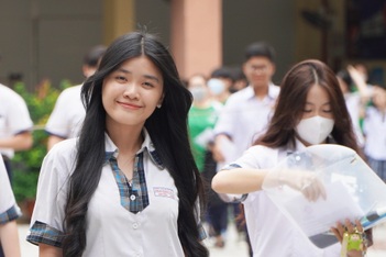 Gần 100 đại học công bố điểm chuẩn 2026: Nhiều ngành lấy 29-30 điểm