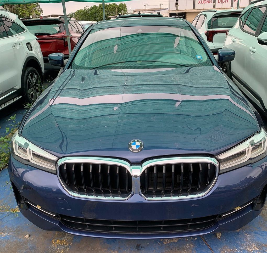 Đấu giá 7 ô tô BMW, Mazda bị ngập tận nóc: Không ai đăng ký mua - 2