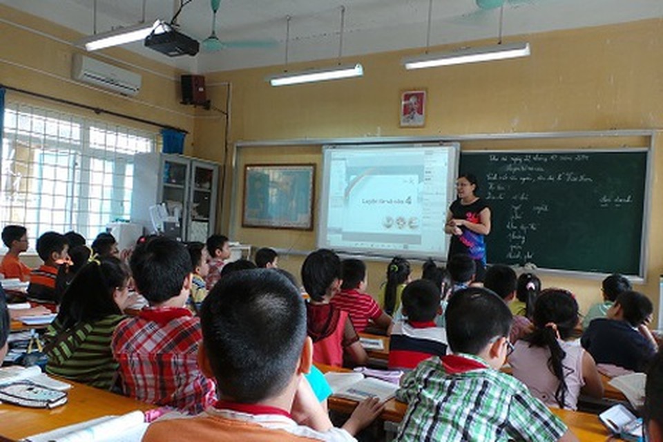 Giải pháp khắc phục những hạn chế và bệnh thành tíchcủa giáo dục tiểu học - 2 Giải pháp khắc phục những hạn chế và bệnh thành tíchcủa giáo dục tiểu học - 2