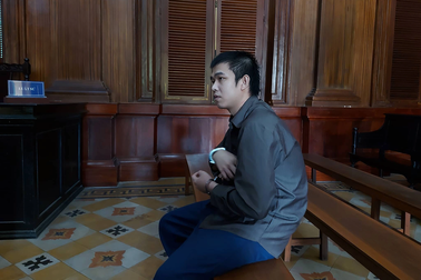 Cha bị đâm chết khi can ngăn 2 con trai đánh nhau