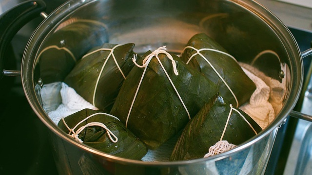 Cách làm bánh giò Hà Nội với bột tự pha - 2