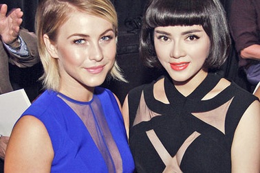 Cựu Đại sứ du lịch Việt ấn tượng tại tuần lễ thời trang Pháp