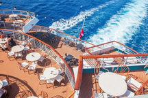 Bỏ hơn 2 tỷ đồng ngồi du thuyền trong 3 năm đi vòng quanh thế giới